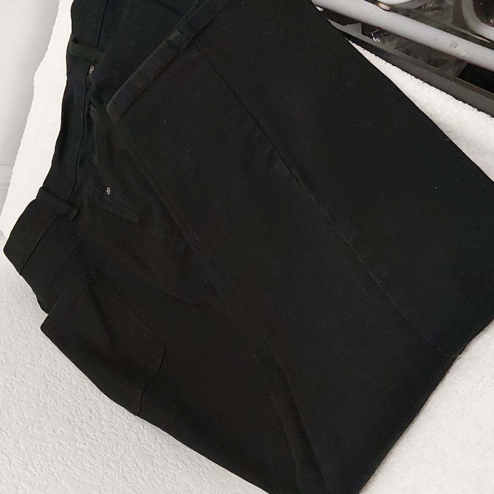 Gloria Vanderbilt Women's Black Relaxed Pants